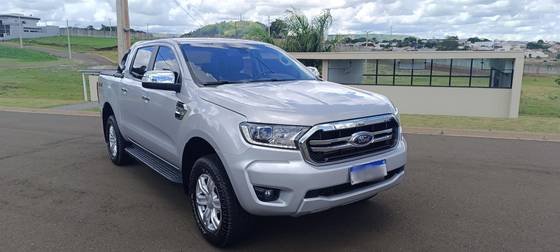 FORD RANGER 3.2 XLT 4X4 CD 20V DIESEL 4P AUTOMÁTICO
